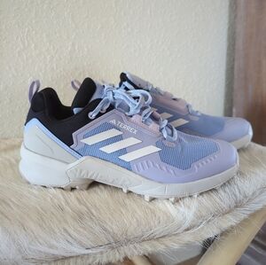 ADIDAS WOMEN’S TERREX SWIFT R3 HIKING SHOES  Sneakers Continental  SIZE 9